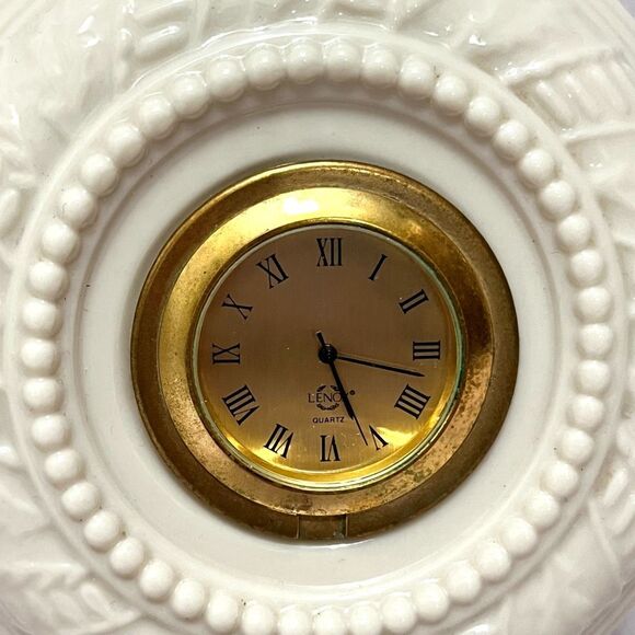 Lenox Woodland Timely Traditions Quartz Porcelain Round Ivory Clock - Picture 3 of 6